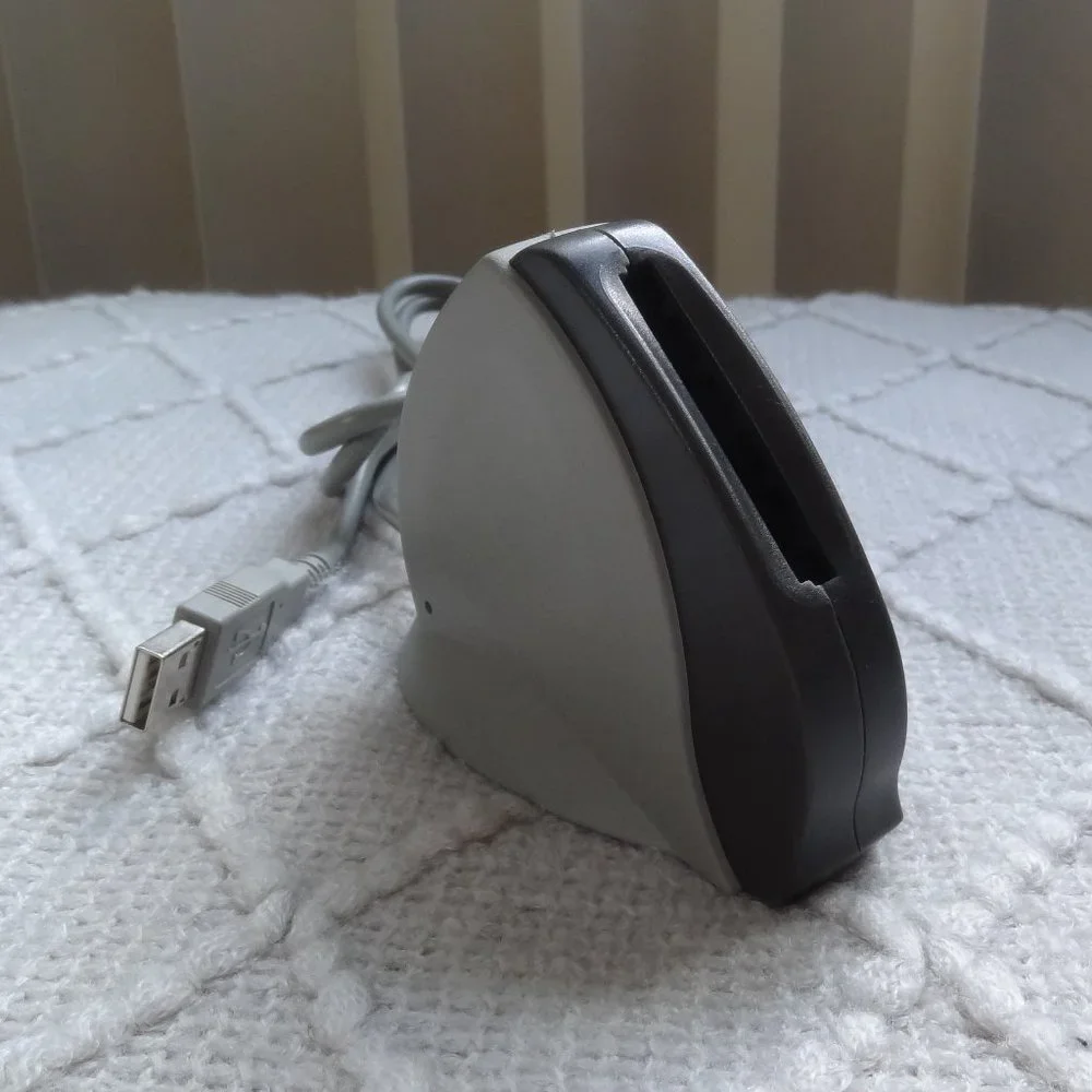 DAZZLE ~ Compact Flash ~ Reader / Writer ~ USB
